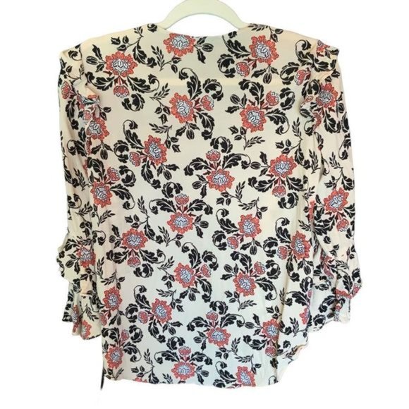 Express Floral Blouse Size Small Petite - Picture 2 of 5